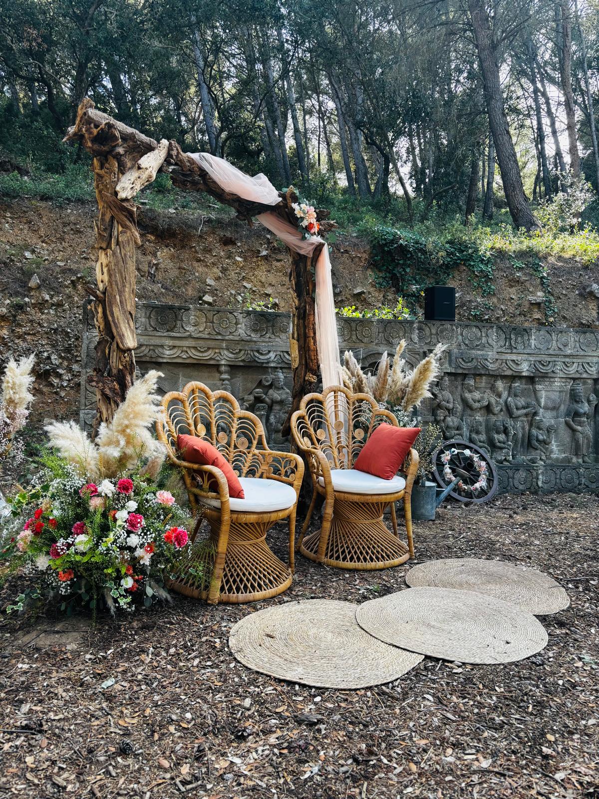 Le grenier fleuri - Fleuriste à Vinassan