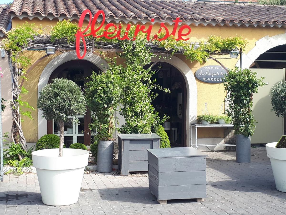 AUX BOUQUETS DE JULES