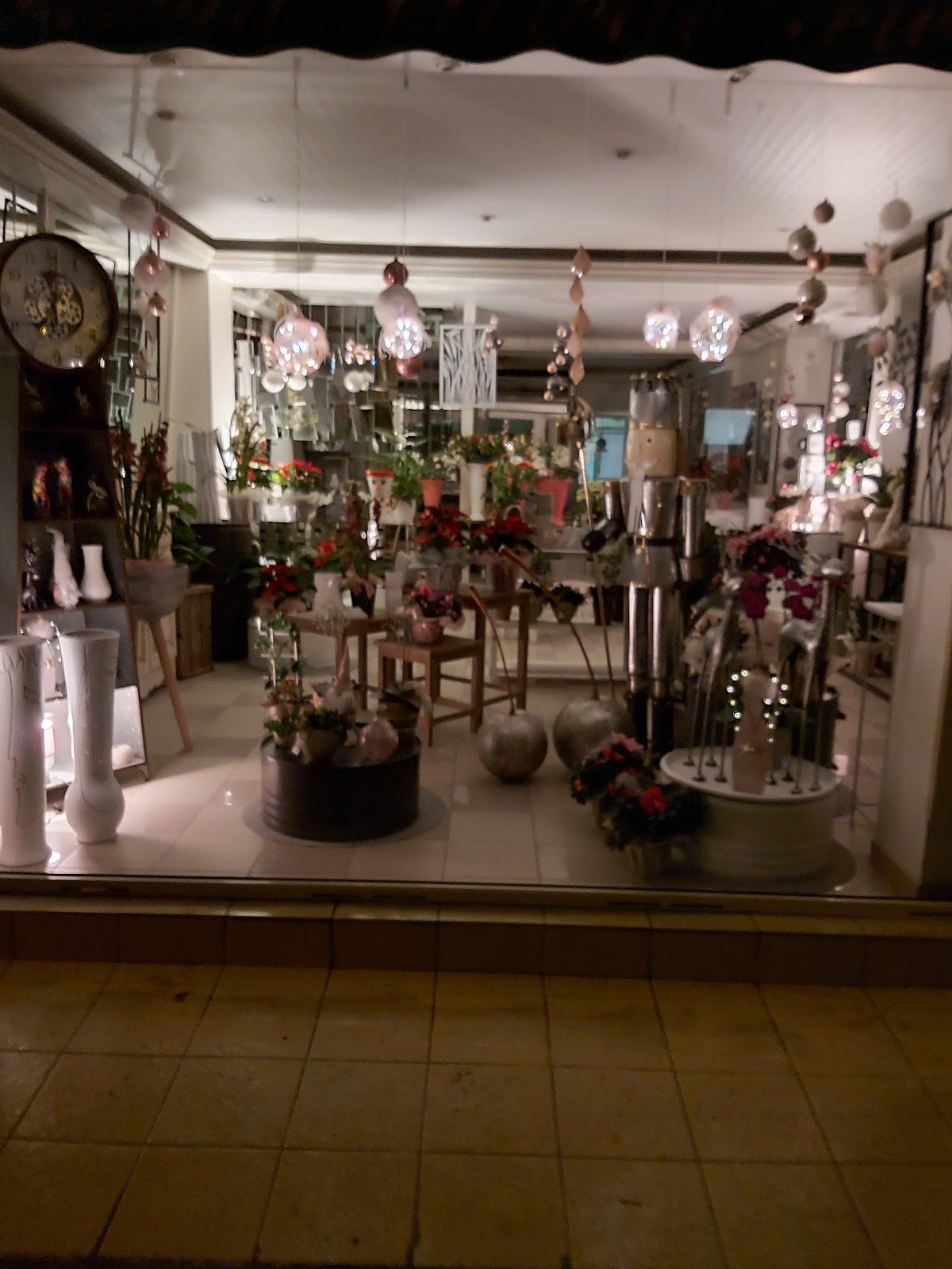 Gousseau Violette Fleuriste