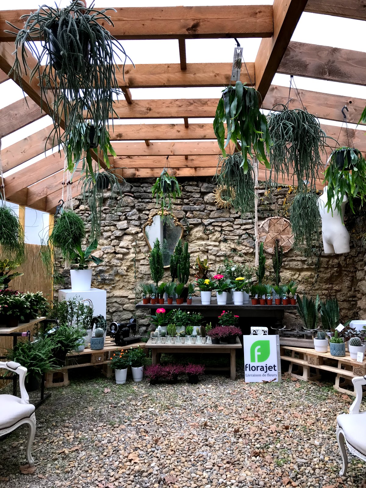 Fleur par nature by benjamin jean Laverune