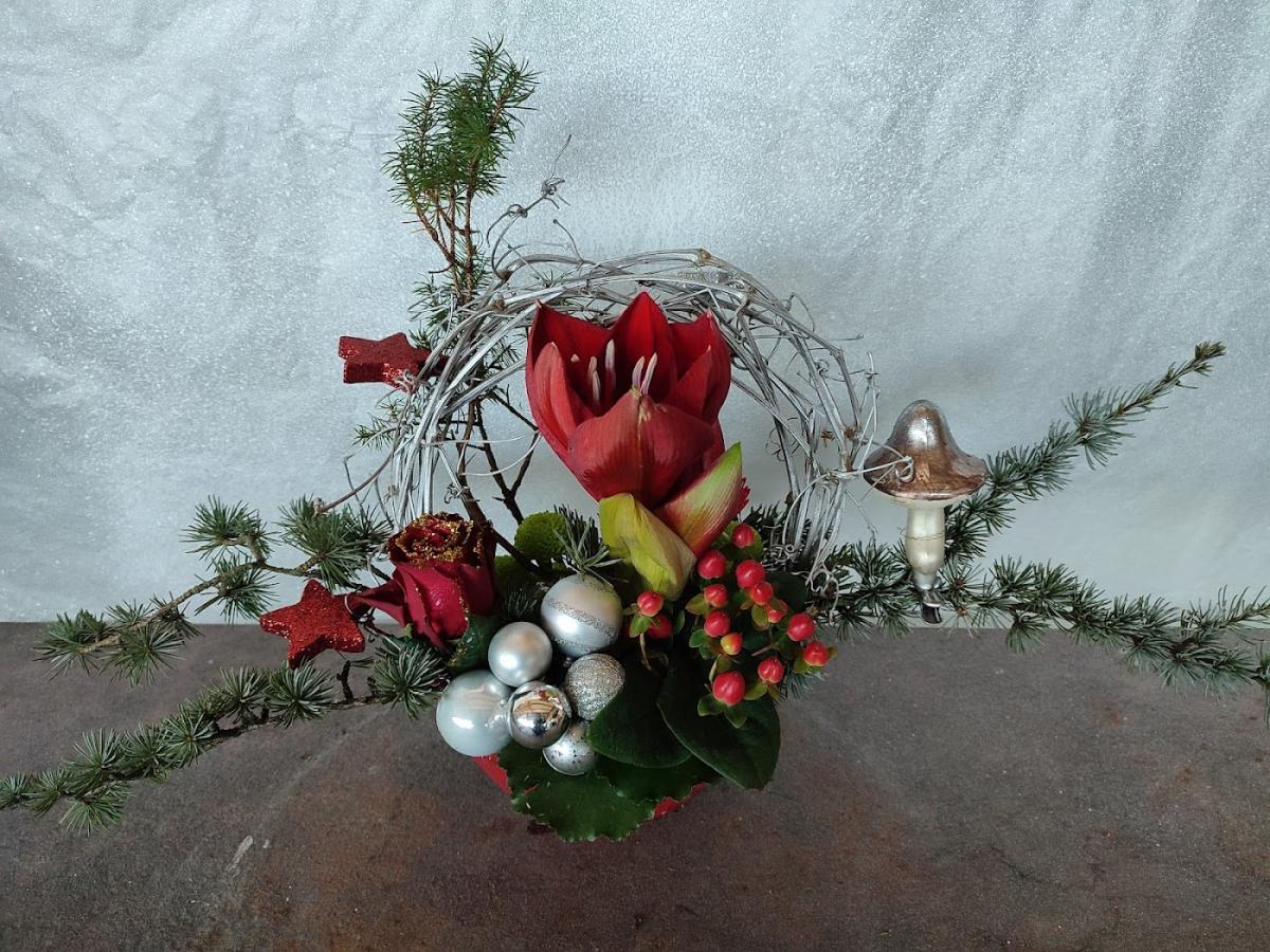 Paradis Végétal/ fleurs/plantes intérieurs et extérieurs/plants de légumes/cours d'art floral