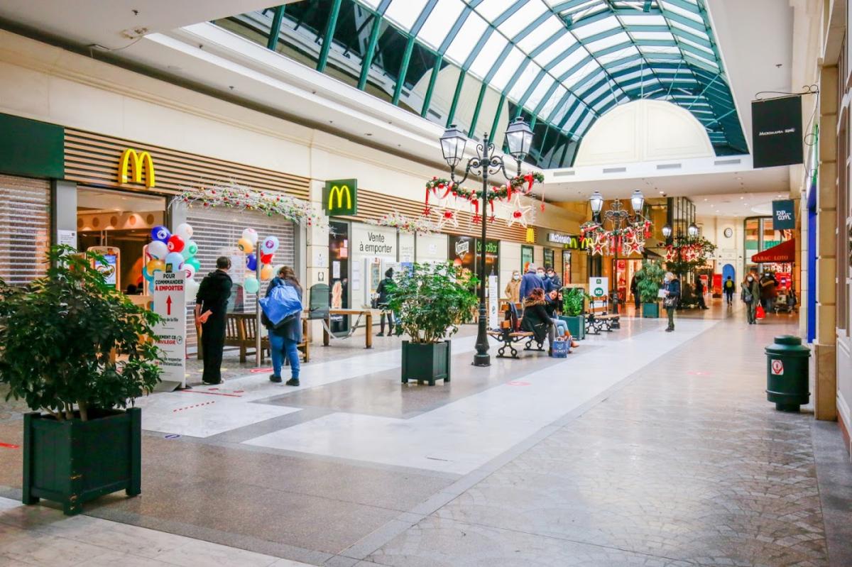 Centre Commercial Carrefour Montesson