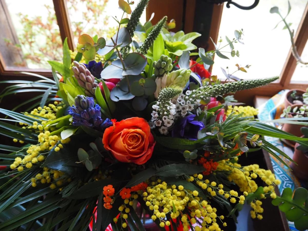 La Scène Aux Fleurs