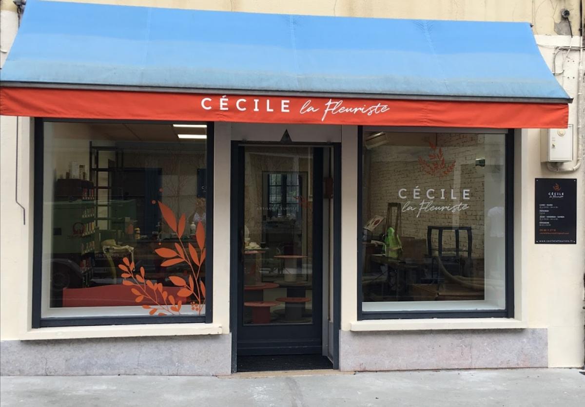 Cécile la fleuriste Saint trivier de courtes