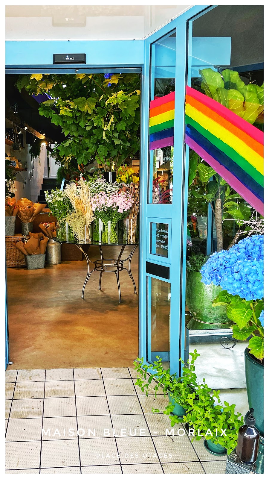 Maison Bleue - Fromages & Bouquets