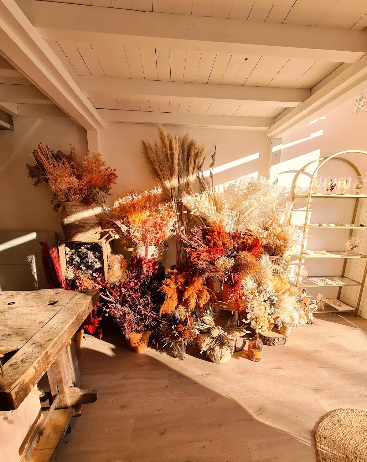 Fougère et tralala ( ATELIER création) fleuriste fleurs séchées