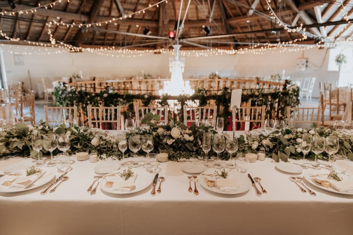 Tacca (Ferrier Signiska)