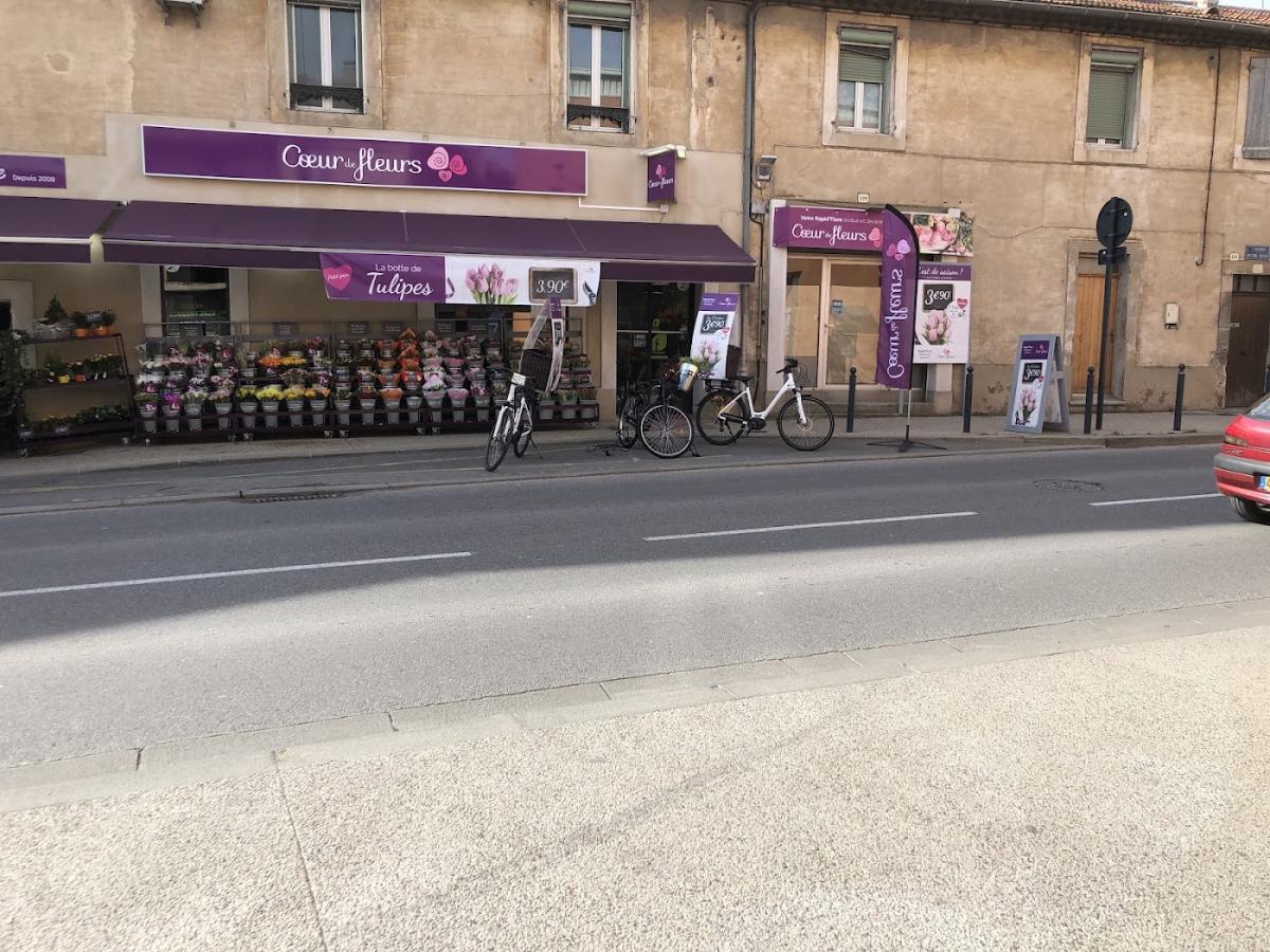 TOUJOURS DES FLEURS by SOL Y FLORES