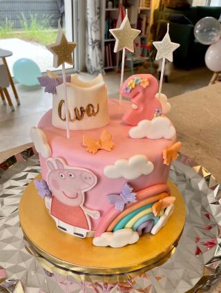 Fleuriste Damour et de Gâteaux Cake design /Gâteaux personnalisés sur mesure 0