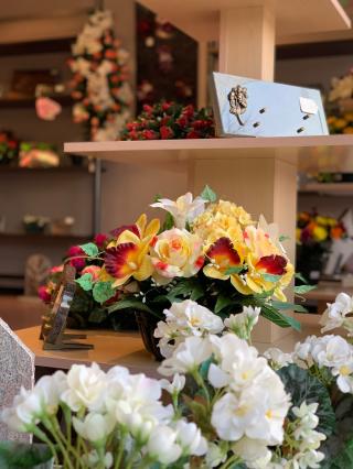 Fleuriste Pompes Funèbres GALLOUÉDEC PÈRE & FILS 0