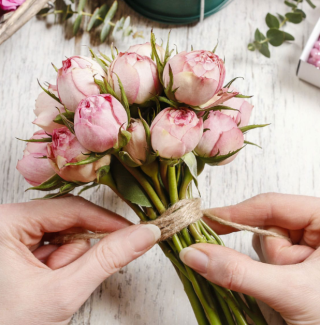 Fleuriste LYLIROSE FLEURS / PRESSESZ 0