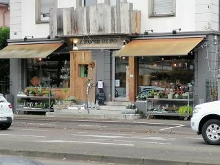 Fleuriste A fleur de pot 0