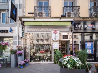 Fleuriste Fleurs Et Sens 0