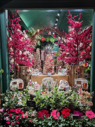 Fleuriste Ginkgo & Paon Flowers 0