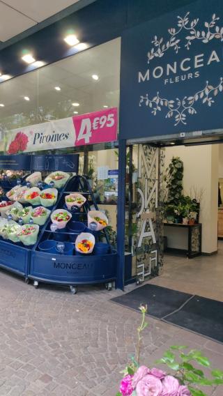 Fleuriste Monceau Fleurs 0