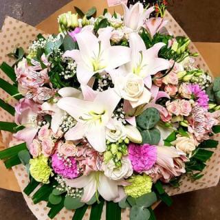 Fleuriste L'Arbre à Fleurs, Fleuriste 0