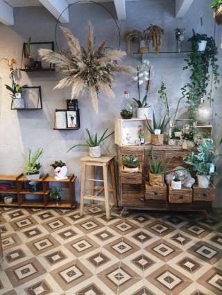 Fleuriste Couleur Cerise fleuriste 0