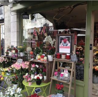 Fleuriste Au Nom De La Rose 0