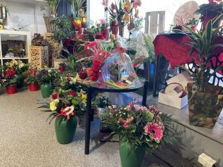 Fleuriste AU PETIT PARIS FLEURI 0