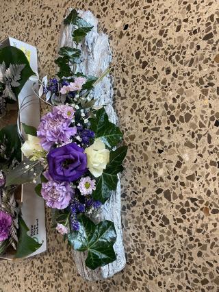 Fleuriste Floralement Votre 0