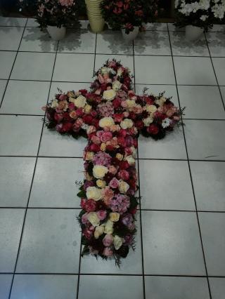 Fleuriste EGLANTINE FLEURS 0