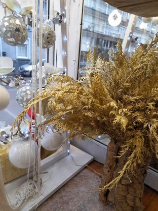 Fleuriste Autour d'une Fleur 0