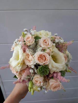 Fleuriste FLEURS ET PLANTES 0