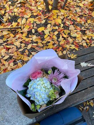 Fleuriste Au Nom De La Rose 2