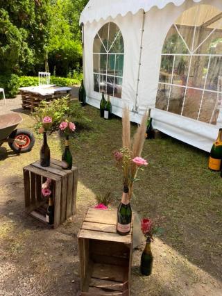 Fleuriste LES PIEDS DANS L'HERBE 0