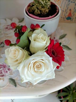 Fleuriste Fleuriste Laval 1 - Avenue des Fleurs Les Bozées 0