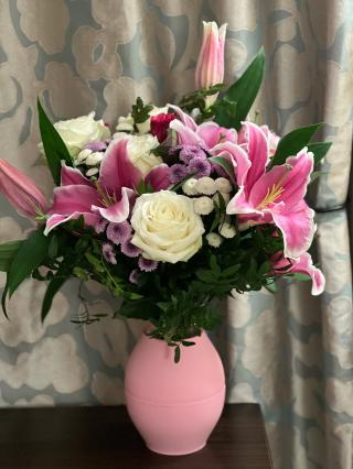 Fleuriste Capucine Jasmin Fleurs. 0