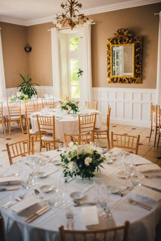 Fleuriste Les Ephémères, Fleuriste scénographe mariage & formations florales en Maine et Loire 0