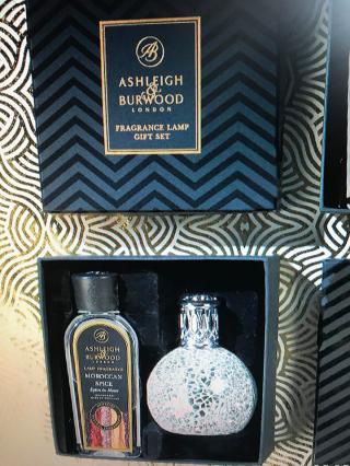 Fleuriste FEUILLES ET FLEURS GUIDEL 2