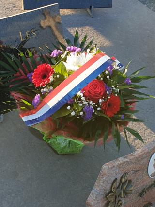 Fleuriste PAR DELA LES PRES 0