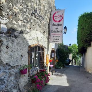 Fleuriste L'Atelier des Potes - Boutique de créateurs locaux 0