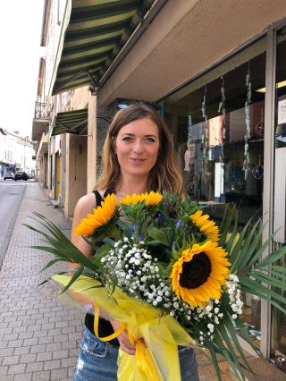 Fleuriste Au Jardin Fleuri 0