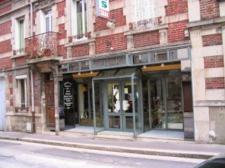 Fleuriste Zrak Fleurs Sarl 0