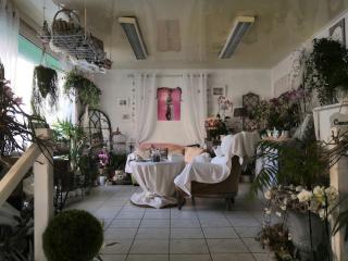 Fleuriste Aux Fleurs Des Pres 0