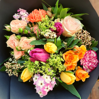 Fleuriste Un brin Deux fleurs 0