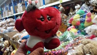 Fleuriste BBI, Grossiste en Jouets, jeux, peluches, lots jouets kermesses et fêtes d'école,cadeaux, articles forains,confiserie 2