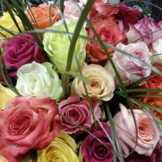 Fleuriste Flowers Thiers - Fleuriste livraison de fleurs- Bouquet de roses- Saint-Valentin 2