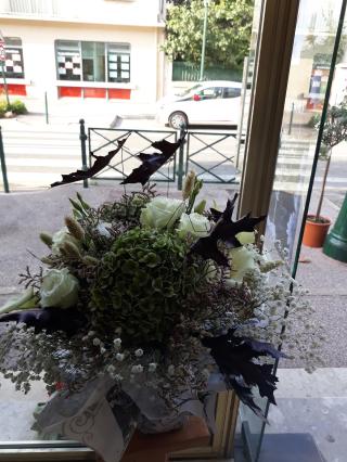 Fleuriste Fleuriste La Garde - Fleurissant en face de la Société Générale 0
