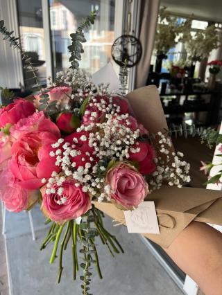 Fleuriste Merci pour les fleurs.. 0