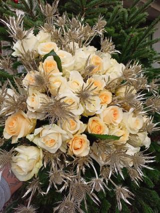 Fleuriste A L'Ombre Du Magnolia 2