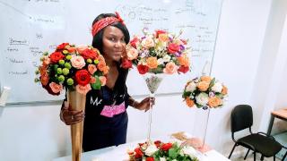 Fleuriste Event's Fly by Steph - Compositions florales & Location de matériel 0