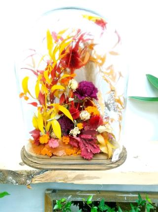 Fleuriste Aux Colonnes Fleuries 0