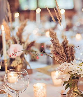 Fleuriste À Nous Deux | Boutique de mariage, location robe de mariée et wedding planner à Tarbes 0