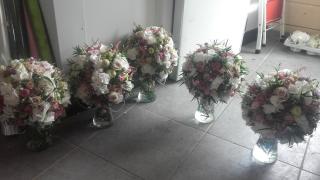 Fleuriste L ILOT BELLES FLEURS 1