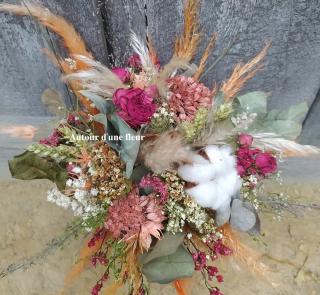 Fleuriste Autour d'une fleur 0