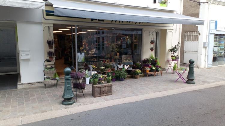 FLEURISTE CHATEAUDUN LE TAM'AYA - ARTISAN FLEURISTE - LIVRAISON 7/7 - LIVRAISON ETABLISSEMENTS FUNERAIRES